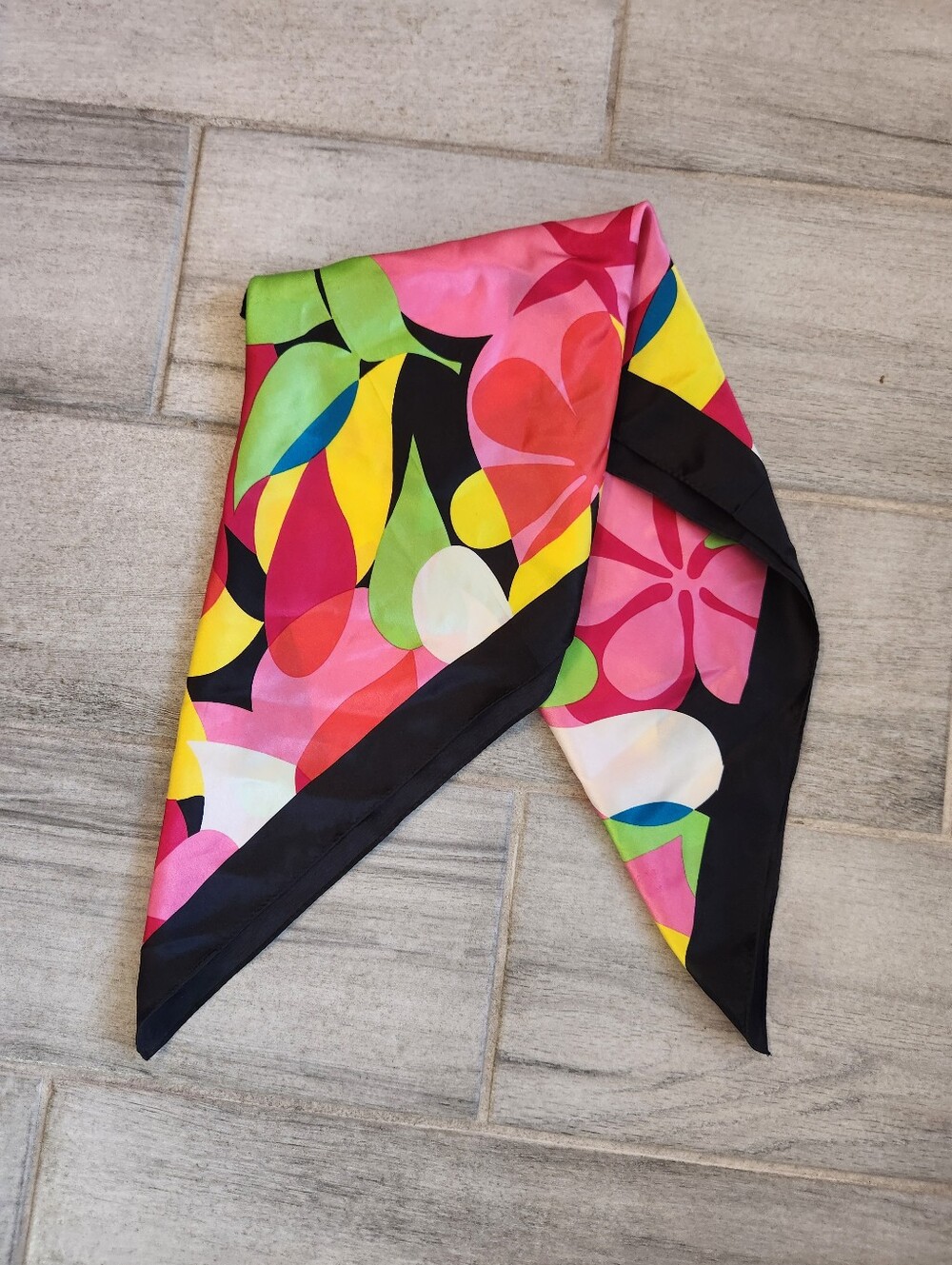 Echo Carre Scarf 100% Silk Black Pink Yellow Green Abstract Floral Square Artsy - Picture 4 of 9